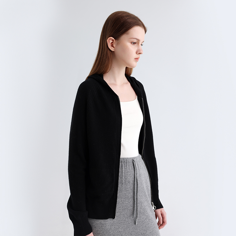 BN650 Черный кардиган с капюшоном.3